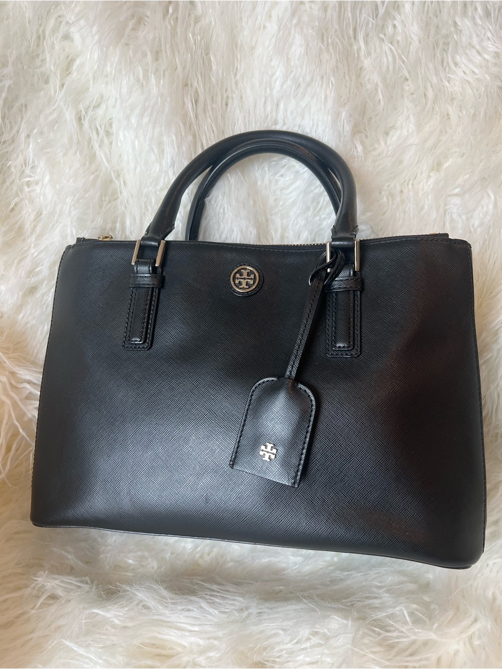 ⭐️Tory Burch Robinson double zip tote Black Saffiano leather crossbody bag